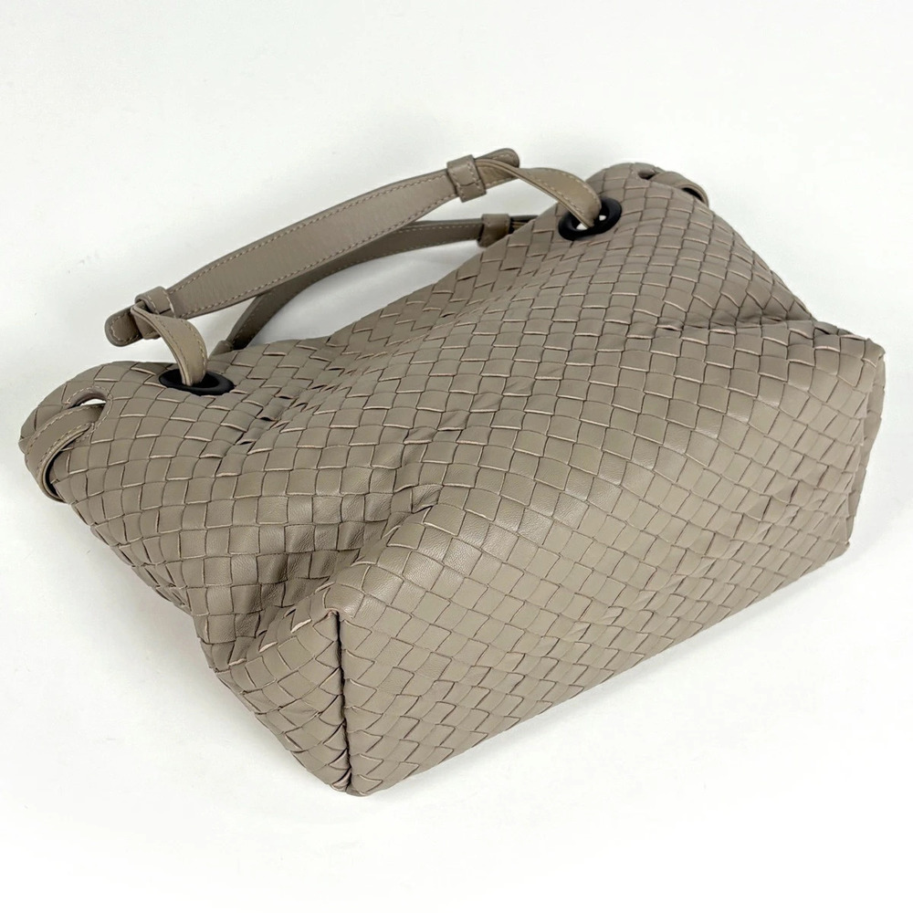 Bottega Veneta Leather Gray Handbag Greige Intrecciato Gray